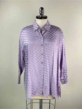 💚 3639. Oversized Lilac Satin Jacquard Button-Up Blouse